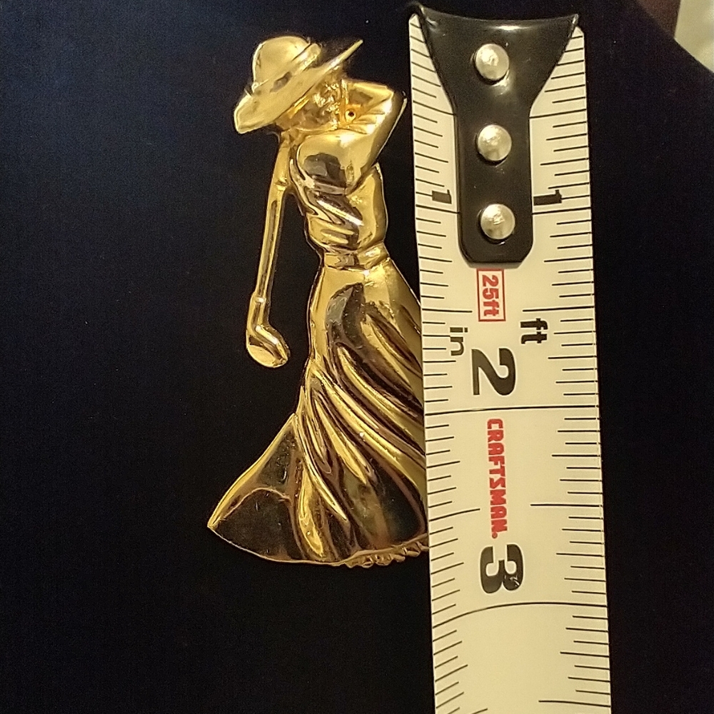 Fort signed lady golfer gold tone broochโ - Picture 3 of 6